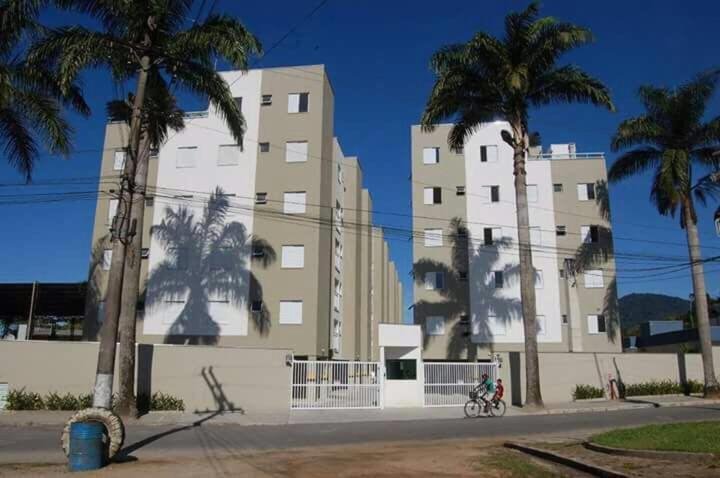 Condominio Jdm Das Palmeiras Ubatuba Luaran gambar